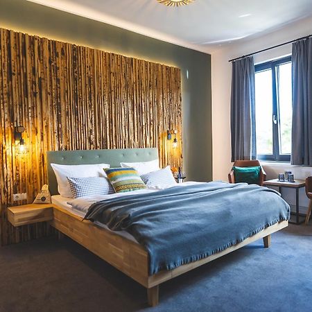 Boutique Hotel Landhauszeit Бад-Мюнстерайфель Екстер'єр фото